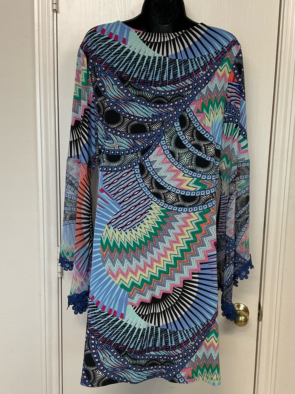 MSK Geometric Multi-Colored Abstract Mini Dress - Picture 2 of 4